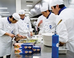 du-hoc-uc-le-cordon-bleu-01.jpg