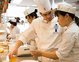 du-hoc-uc-le-cordon-bleu-09.png